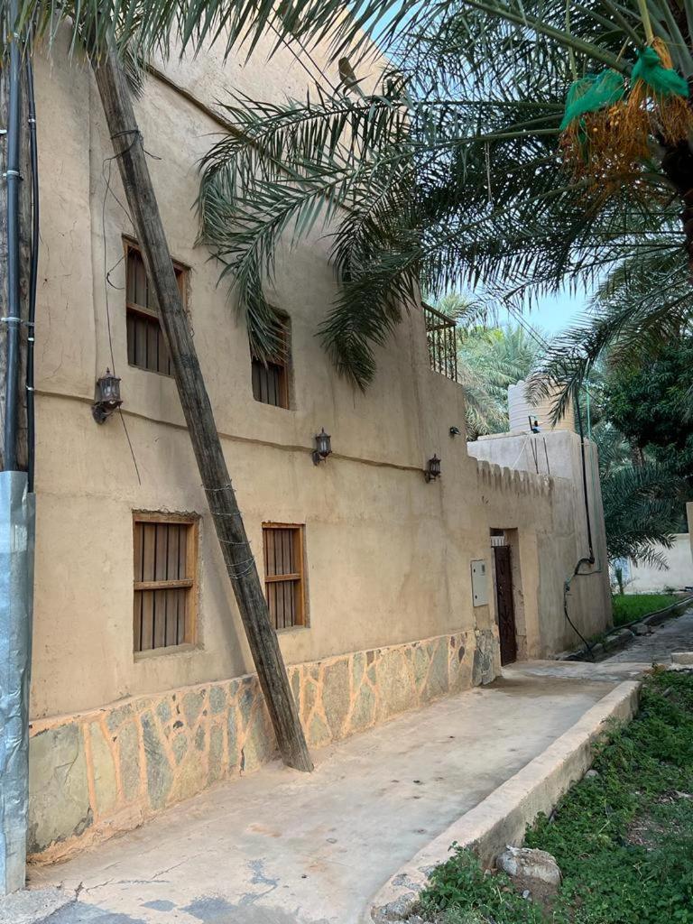 Mall Aldakhil House Al Ḩamrāʼ Exterior foto